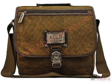 กระเป๋าสะพายข้างผ้าสนิม มาพร้อมซิปด้านหน้า รหัส M26