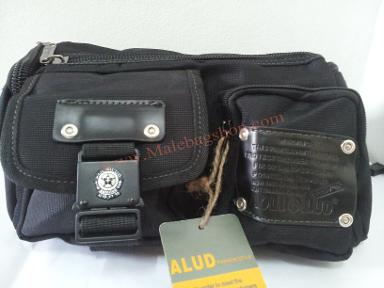 กระเป๋าคาดเอวสุดโดน รหัส M38