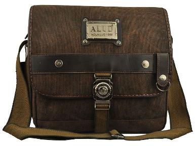 กระเป๋าสะพายข้างผ้าสนิม ลายสุดโดน รหัส M22