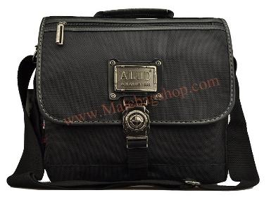 กระเป๋าผ้ากันน้ำ มาพร้อมกระเป๋าหน้า รหัส M21